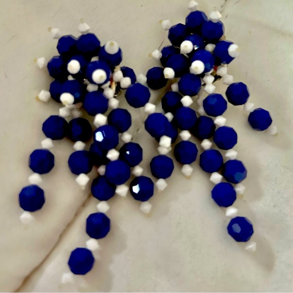 VINTAGE COBALT BLUE & WHITE LOADED SWAROFSKI CRYSTAL EARRING (NEW) HAND MADE - Picture 5 of 9